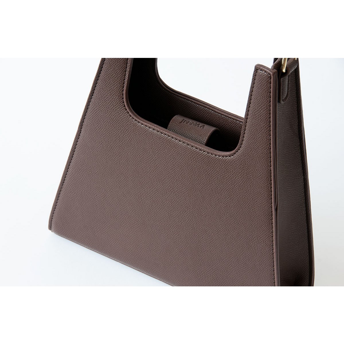 Jiyo Braune Tasche