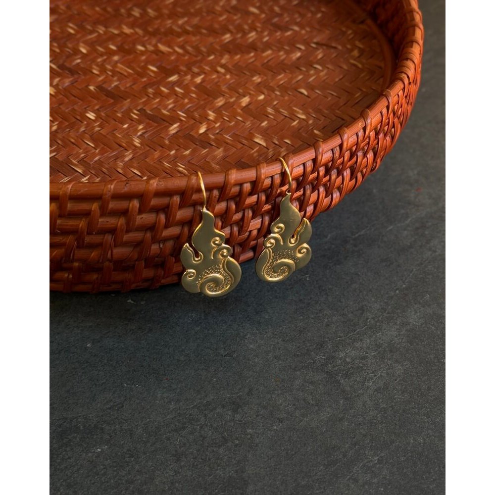 Na-gyen mai | Boucles d’oreilles Feu – Or