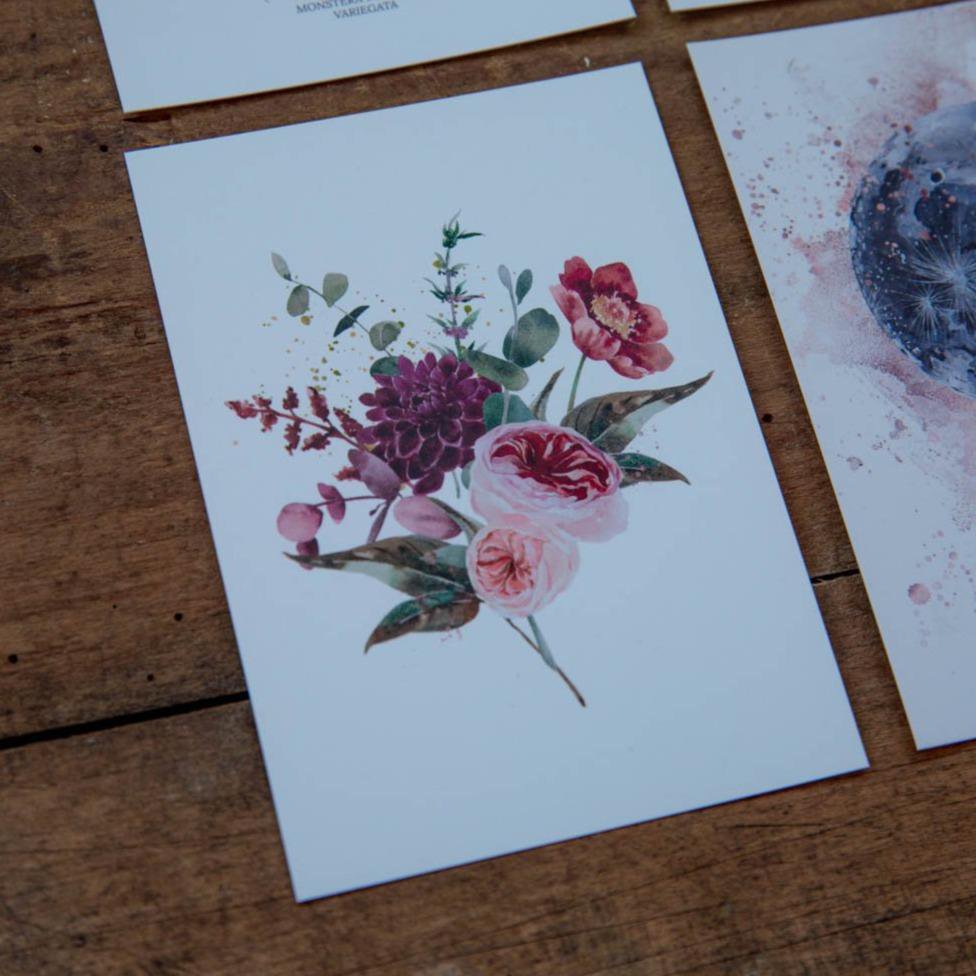 POSTAL FLORES DE COLOR MORADO