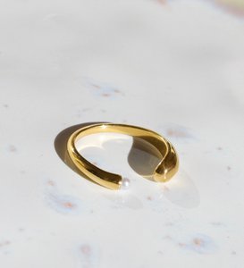 Open Gold Pearl Ring