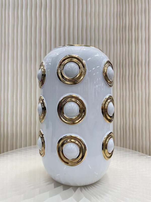 Golden 3 Circle Vase (CV11617-12-CA-205321-WIT)