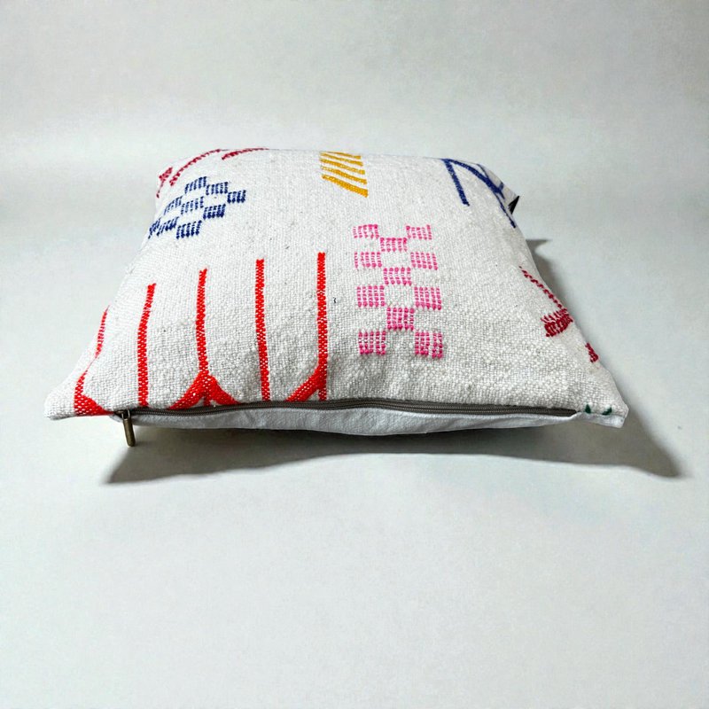 LEY! Cushion - Colorful Line - 50x50 (SOLD - B2B - 20.02)