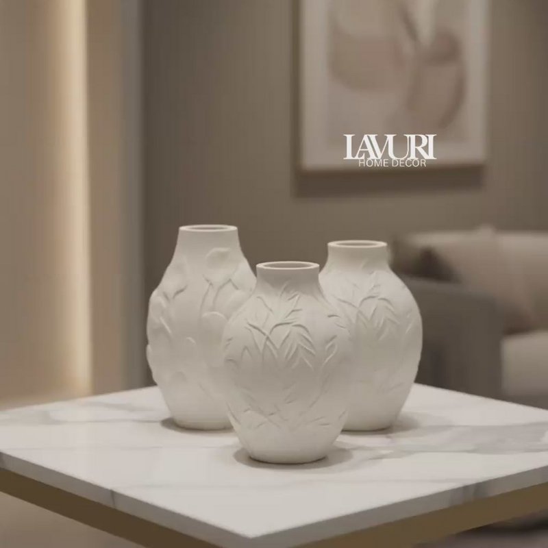 Les Fleurs "Bamboo" - Vase for Dried Flowers like Pampas Grass, 11 x 7.5 cm, Round Ceramic Vase with Petal Pattern
