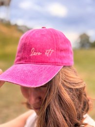 LEY! Cappellino "Love it" in copia rosa