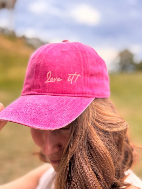 LEY! Cappellino "Love it" in copia rosa