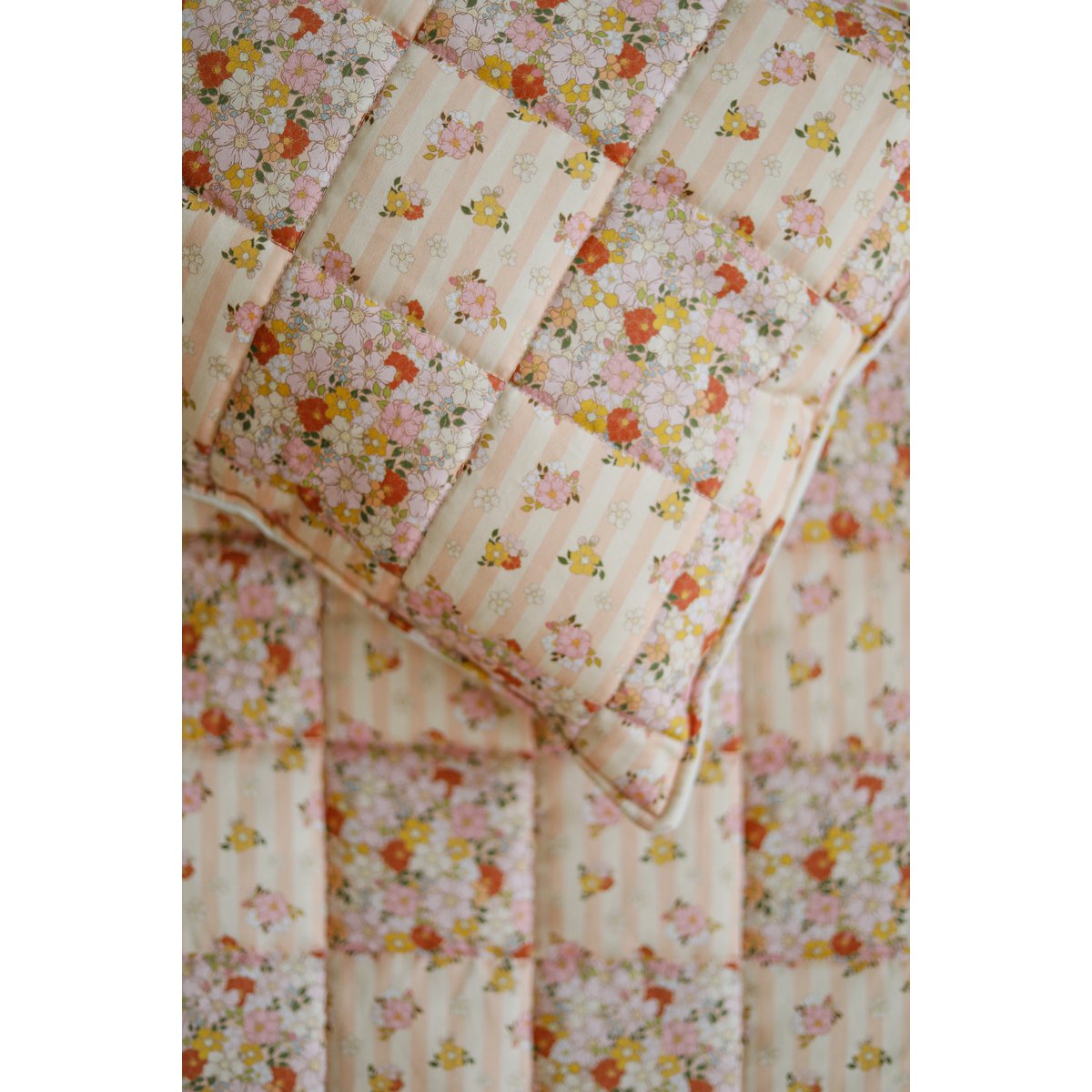 Ensemble de literie matelassée en coton pour les enfants «Spring Garden» - conception patchwork, petite taille