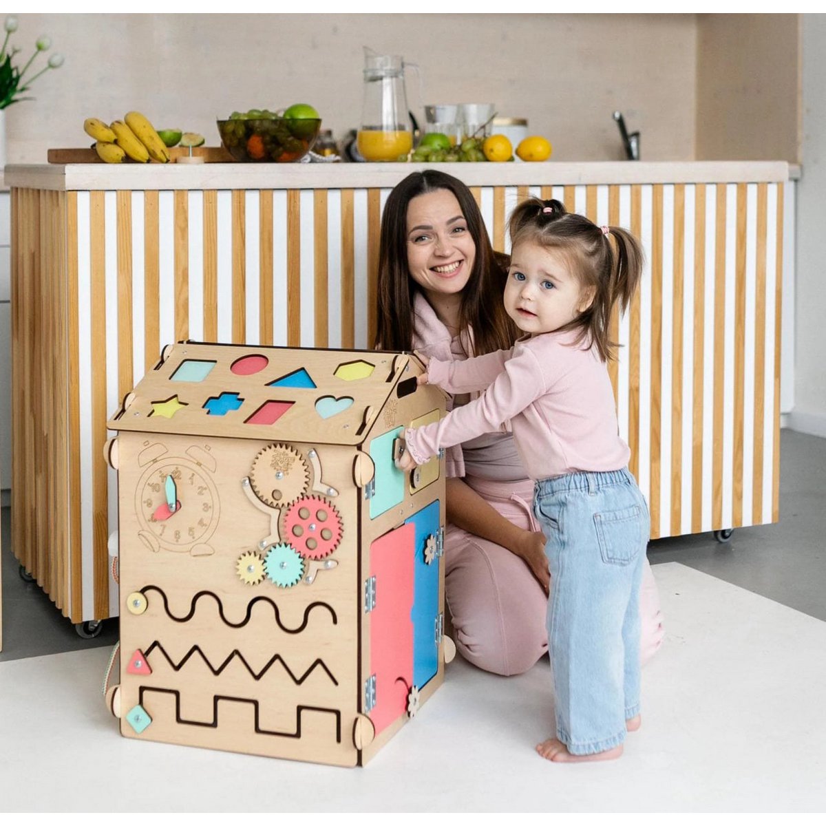 BusyBoard sensory playhouse - Natura