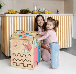 BusyBoard sensory playhouse - Natura