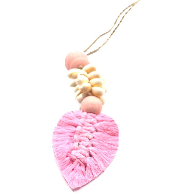 Pendentif cauri feuille