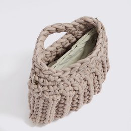 Borsa “Ionio” all'uncinetto con custodia impermeabile beige