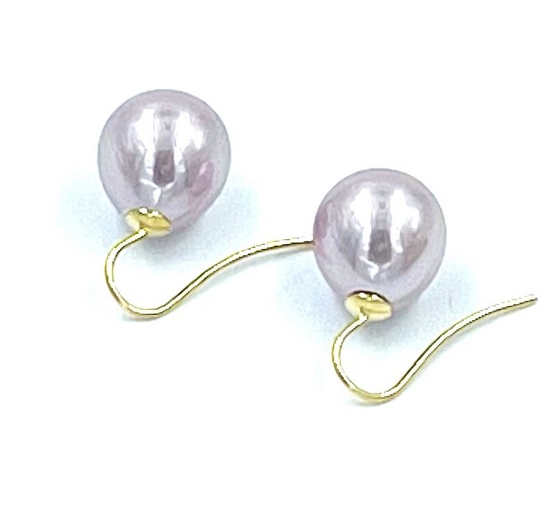 Pearl earrings classic in the color pink