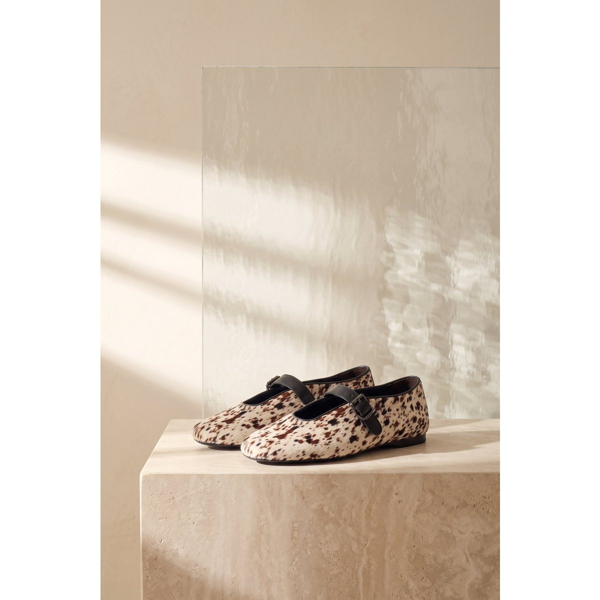 LIZA COW PRINT – Hair-On-Leder-Mary-Jane-Ballerinas