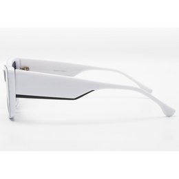Black Cat-Eye Sunglasses Gradient – White Frame Detail | UV400 | Boutique Eyewear