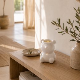 Parfumbrander uit de serie Céramy – Teddy – Gelakte keramische kaarsenhouder – Verspreiding van geurende was, etherische oliën – Decoratief cadeau-idee