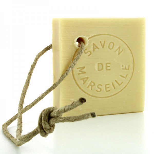 Savonnette Marseillaise Savon de Marseille traditionnel tranche blanc avec cordon 150 g