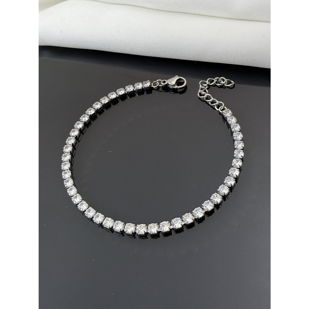 Rivière Crystal River armband roestvrij staal goud elegante glanzende trend