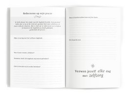 Fyllbooks Tagebuch für Selbstpflege – Leinenrosa mit Goldfolie