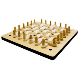 GEOPLAN & WEBWEBSTUHL - 2 IN 1 -
18 x 18 cm – 1 Stück – 1 Farbe