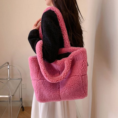 Damen-Designer-Luxus-Plüschtasche, Wintermode, niedliche Tragetaschen, große Kapazität, tragbare Einzelschulter-Pelztaschen