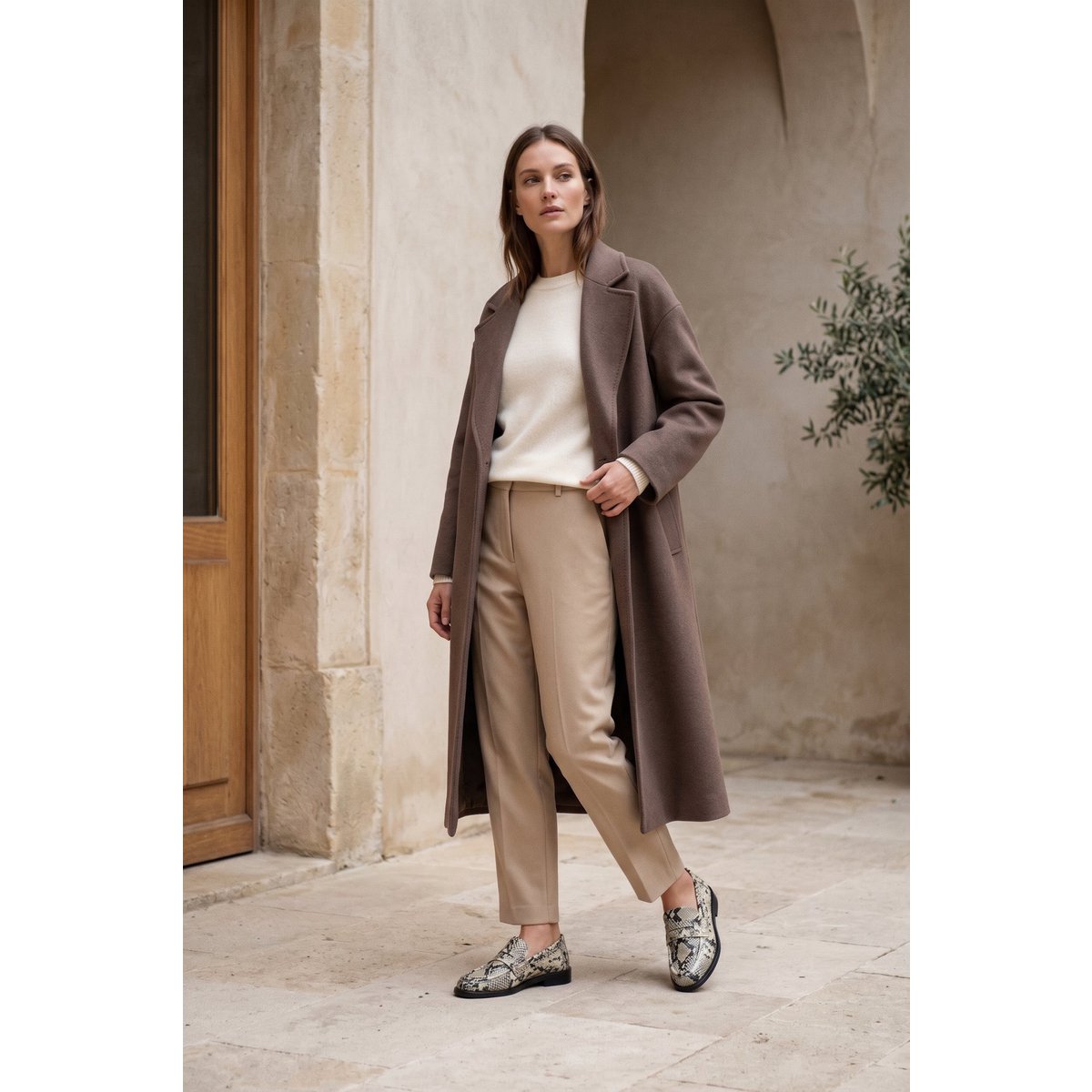 EMILIA OFF WHITE – Leder-Loafer mit Schlangenprägung