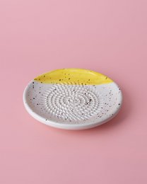Ceramic Plate SMALL Food Grater / Cinnamon