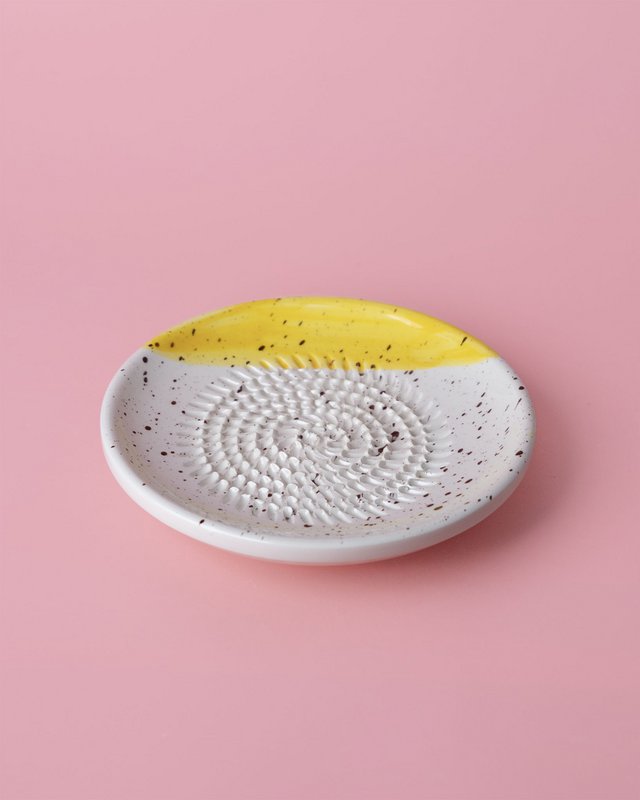 Ceramic Plate SMALL Food Grater / Cinnamon