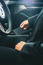 Portfel RFID i NFC - Czarny skórzany portfel antypoślizgowy - 9 kart - Prezent dla mężczyzn - Billfold