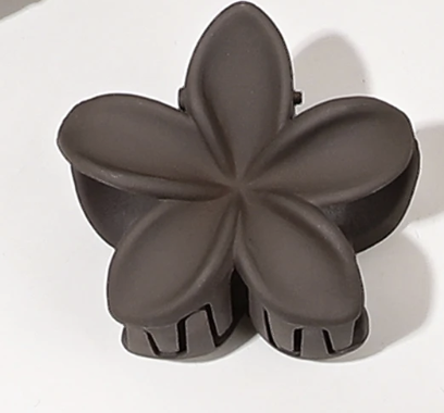 TIARA FLOWER CLIP
