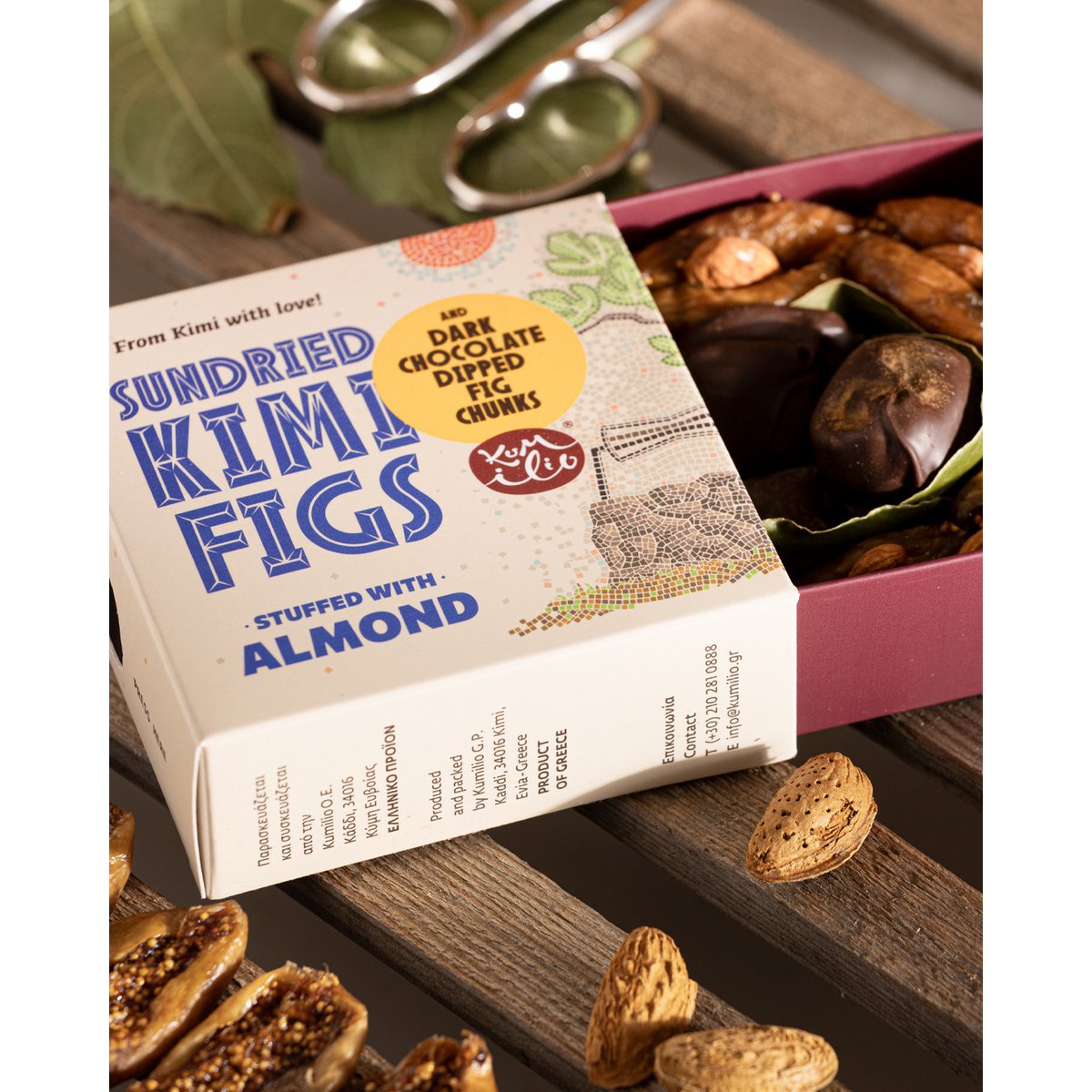 KUMILIO Premium Kími fig GIFT BOX filled with Nuts & dark Chocolate dipped 180g