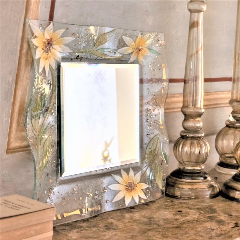 Firkantet væg spejl i Murano Glass, favoriserer gaveide, blomster gulddekoration cm. 37