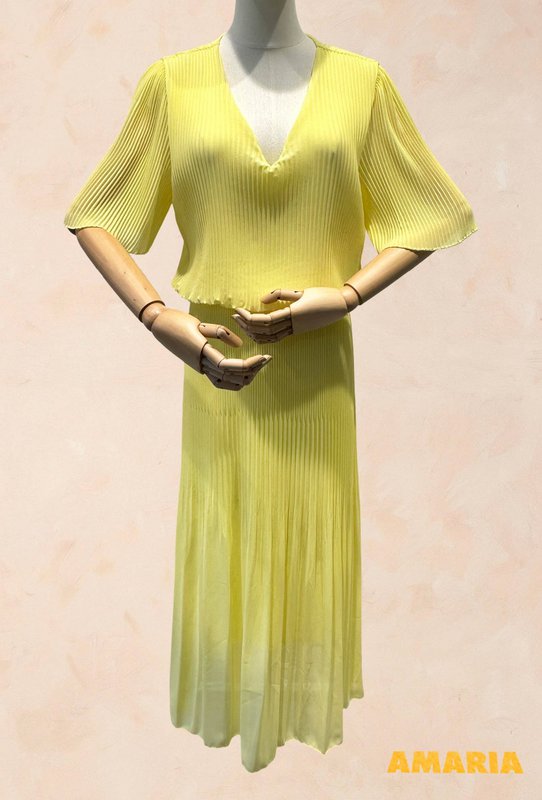 Vestido Largo Plisado Escote Pico - VISCOSA - 31109