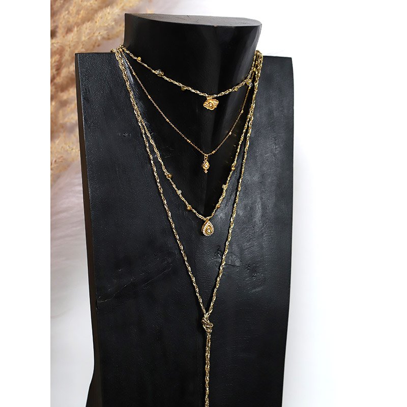 Collar trenzado tejido con colgante de diamantes Polki