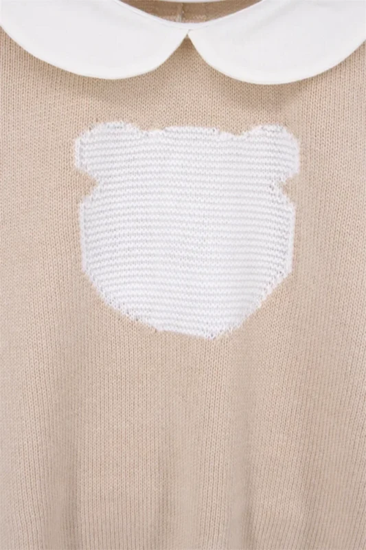 Babygebreid rompertje met berenzak, beige