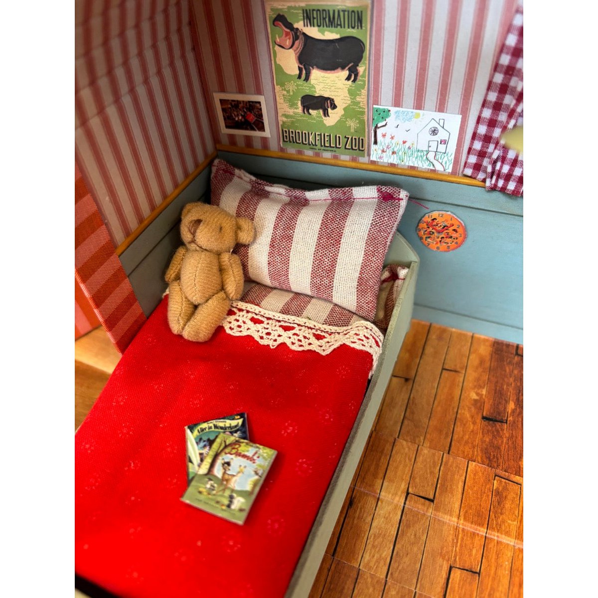 Mouse House To Go - Bedroom