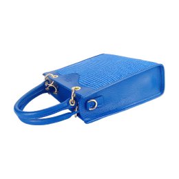 RB1026CH | Bolso de mano vertical para mujer en piel auténtica y paja Made in Italy. Bandolera de piel extraíble y ajustable. Accesorios Oro Pulido - Color Azul Royal - Dimensiones: 24 x 29 x 9 cm