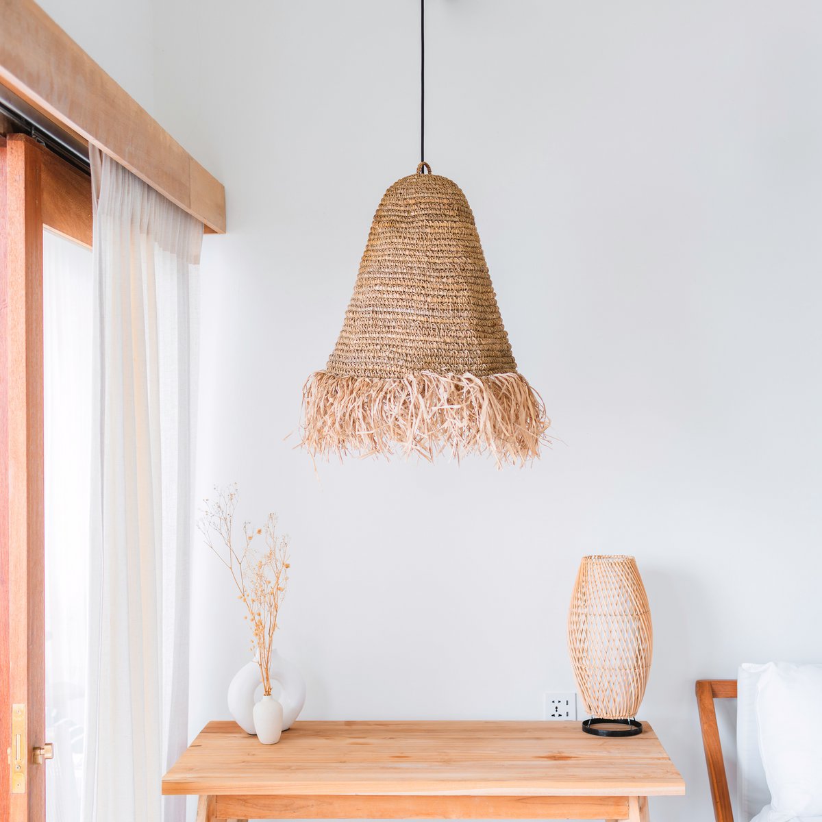 Raffia Boho Lampeskærm – Hængelampe – Pendel – Håndvævet loftslampe med lange frynser (3 størrelser Ø 30/40/50 cm) KALIMA