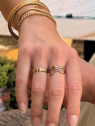 Ceylin – Bague Ajustable avec Coeurs – Doré