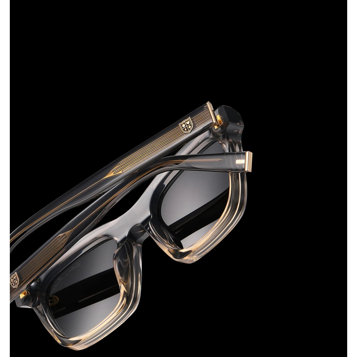 Walton et Mortimer NO. 54 : Lunettes de soleil grises transparentes "Inferno"