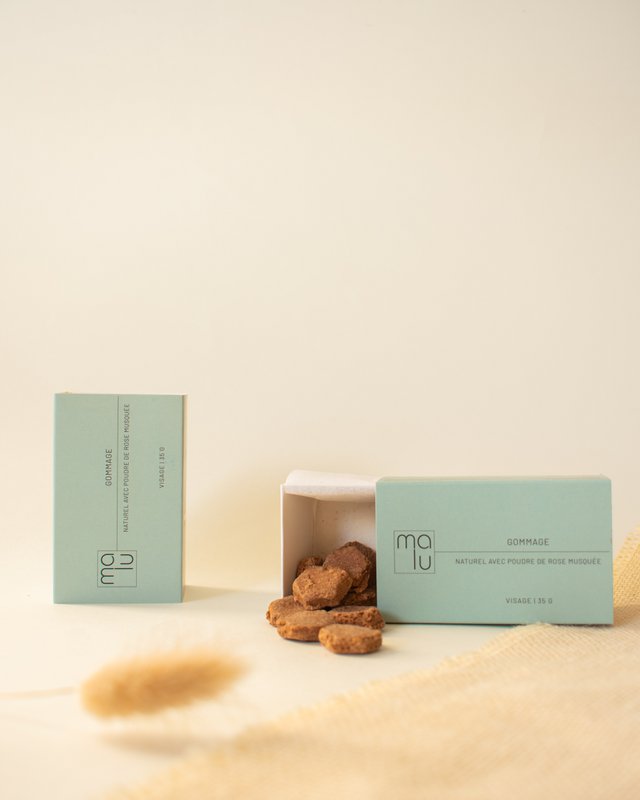 Facial scrub