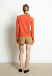 LILLY 7 Tangerine monteret cardigan i kashmir med V-hals