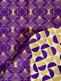 Confezione regalo Furoshiki Confezione regalo in tessuto con lune dorate e diamanti prugna - Doppia faccia (reversibile)