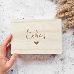 Wooden echo box - Echoes