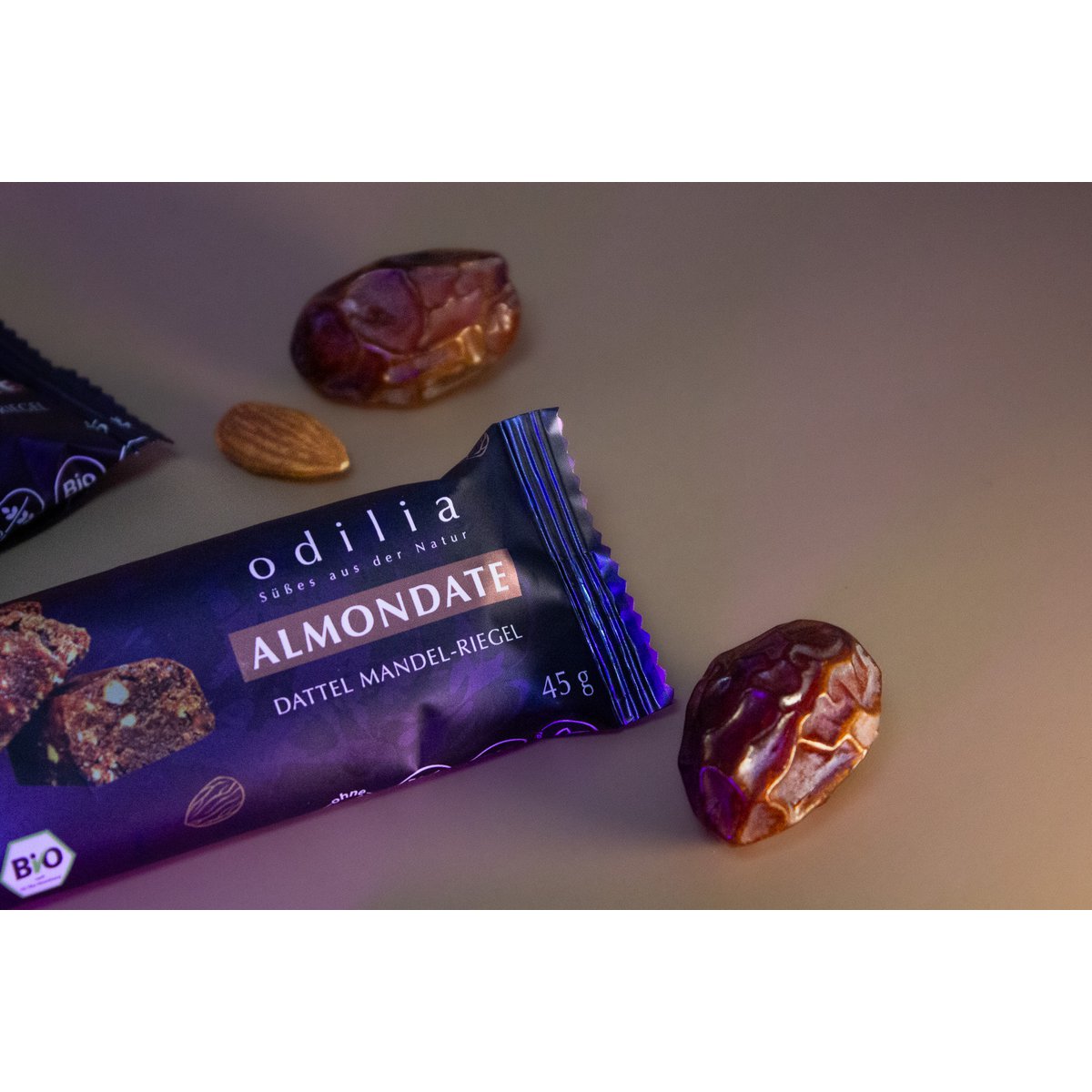 AlmonDate organic date almond bars