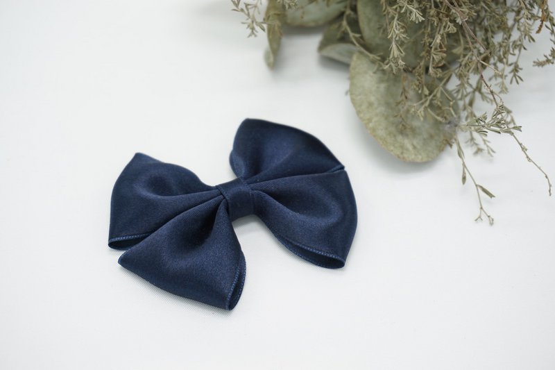 Satin regular bow
