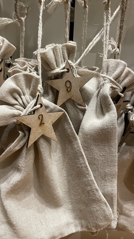 Calendrier de l'Avent Chiffres 1-24 "Etoiles"