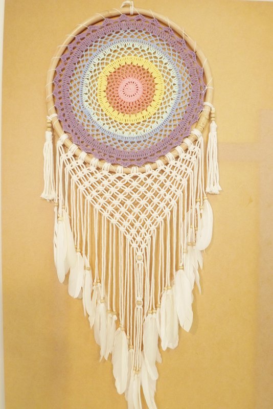 Rainbow dreamcatcher crochet 40 cm.