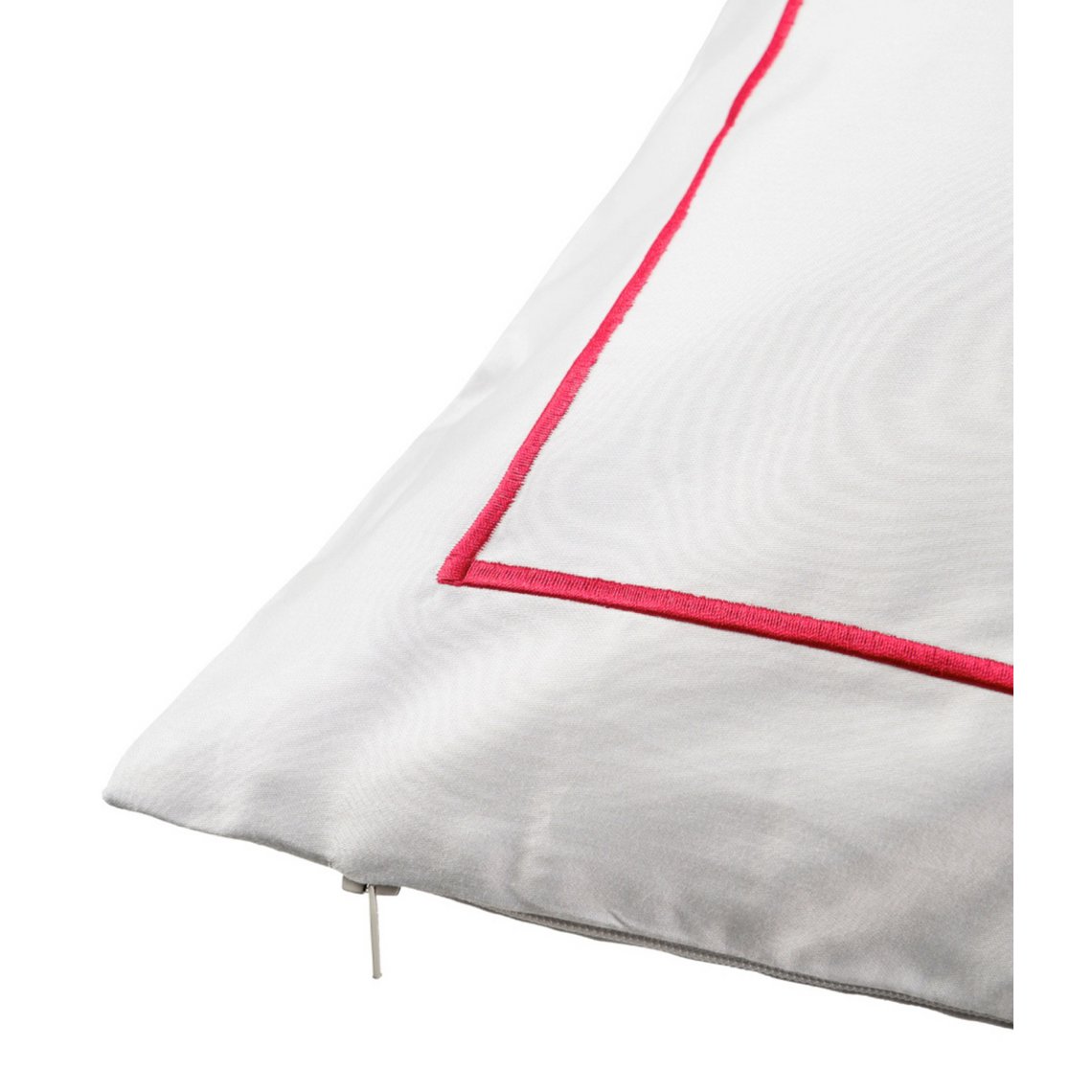 Sateen pillowcase White with cyclamen stitching