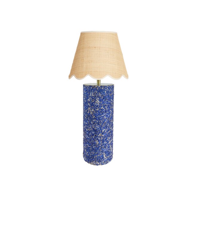 Lampada da tavolo in rafia e fiordaliso