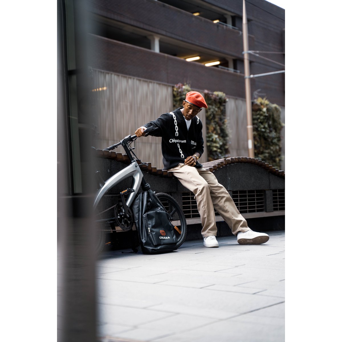 The Cruzaa Pedal-assist Bluetooth Electric Bike Gun Metal Grey