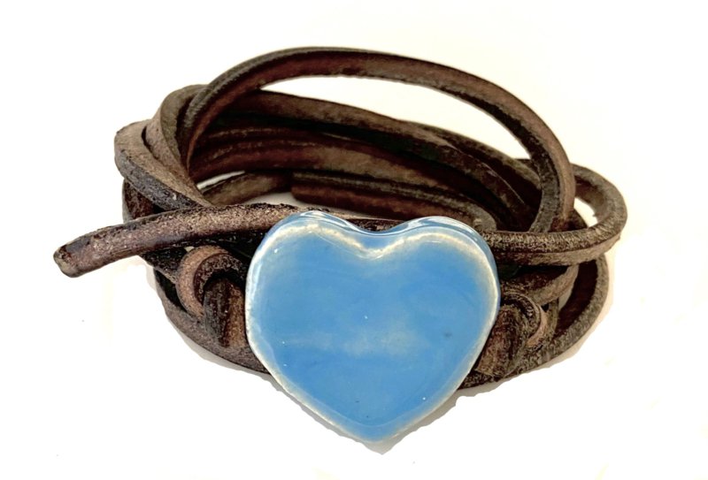 Bracelet leather lace with heart aqua blue
